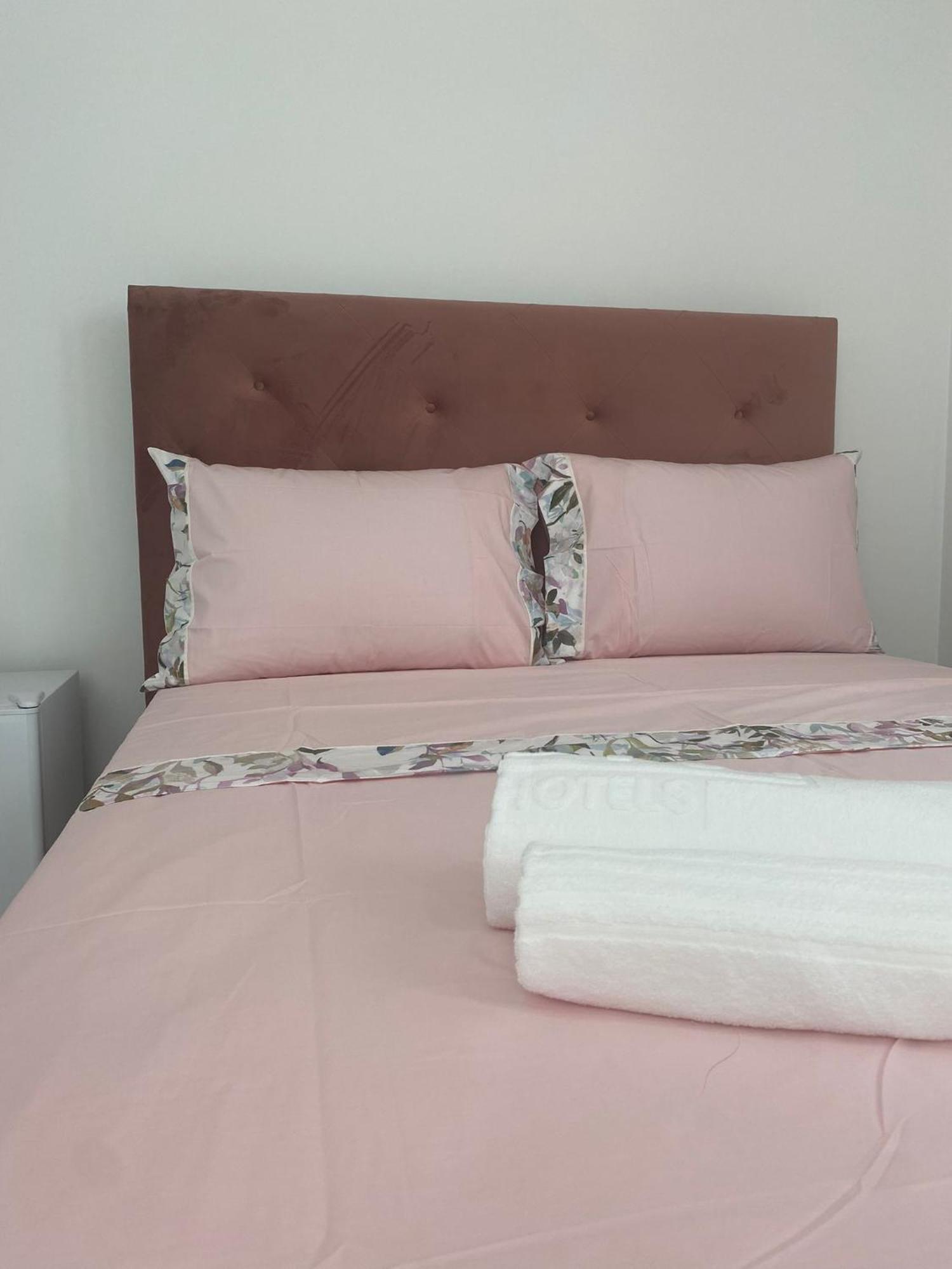 Casa Augusta 6 Hostel บรากา ภายนอก รูปภาพ