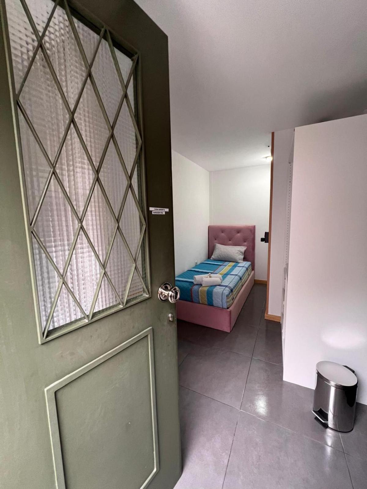 Casa Augusta 6 Hostel บรากา ภายนอก รูปภาพ